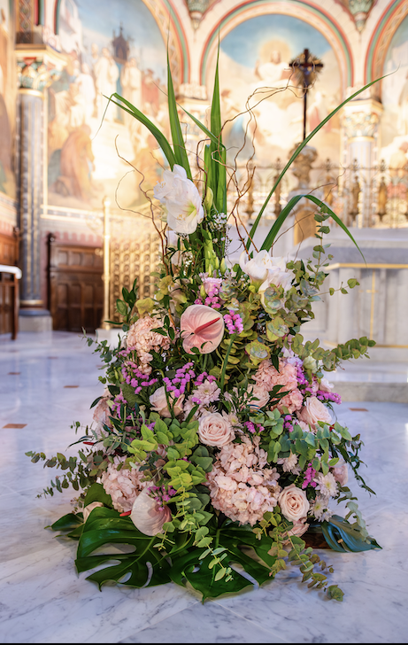 Coussins Coniques de Fleurs pour les Obsèques à Paris 4e Arrondissement - Fleurs d'Auteuil