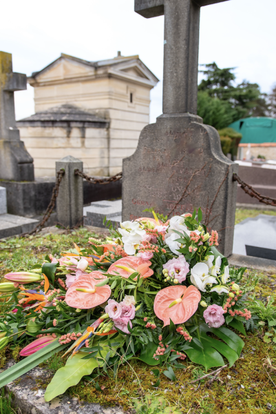 Gerbes Piquées pour les Obsèques à Paris 10e Arrondissement - Fleurs d'Auteuil