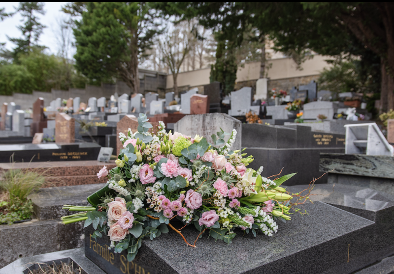 Gerbes Piquées pour les Obsèques à Paris 19e Arrondissement - Fleurs d'Auteuil