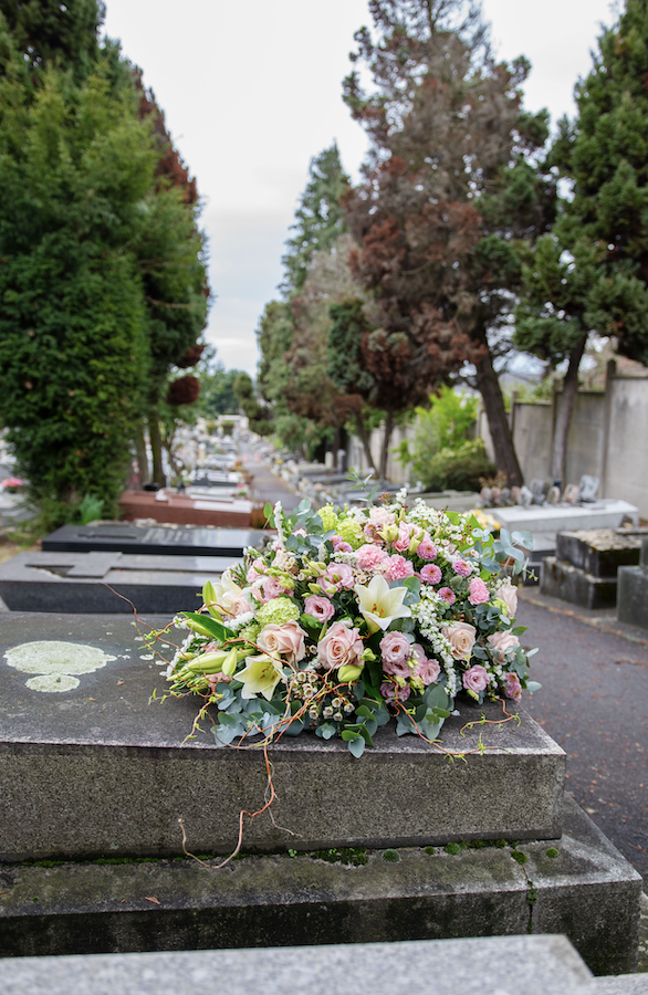 Gerbes Piquées pour les Obsèques à Neuilly-sur-Seine - Fleurs d'Auteuil