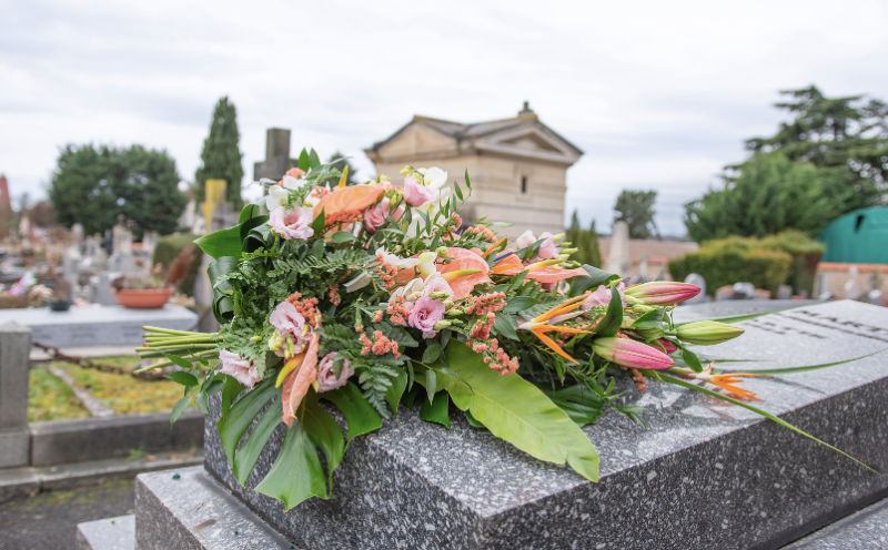 Gerbes Piquées pour les Obsèques à Paris 15e Arrondissement - Fleurs d'Auteuil