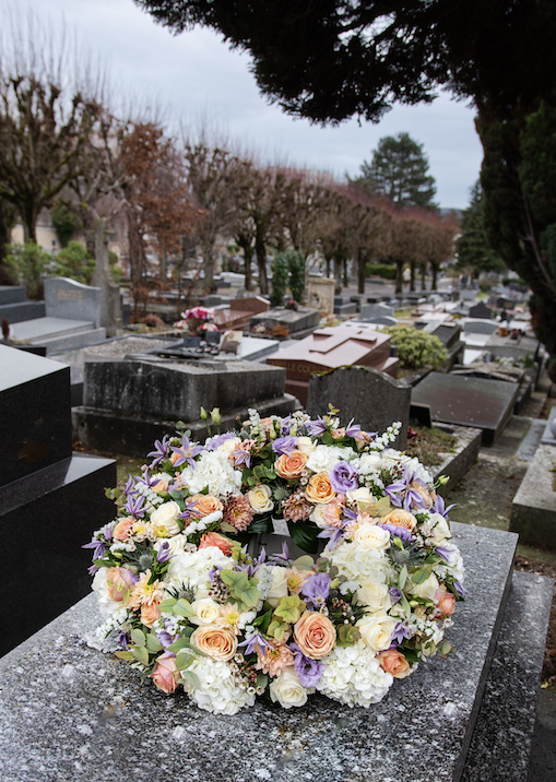 Couronnes de fleurs pour les obsèques – Livraison dans le 11e arrondissement de Paris