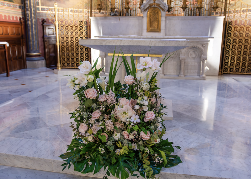 Devants de Tombe Fleuris à Paris 7e Arrondissement par Fleurs d’Auteuil