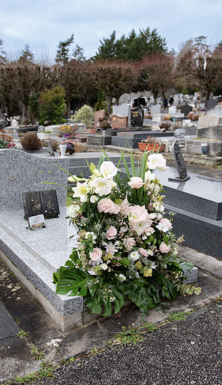 Devants de Tombe Fleuris à Paris 5e Arrondissement par Fleurs d’Auteuil