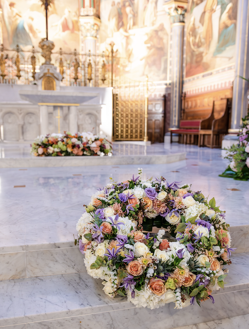 Couronnes de fleurs pour les obsèques – Livraison dans le 9e arrondissement de Paris
