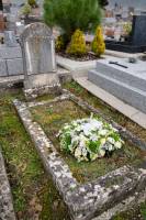 Notre zone d'activité pour ce service Devis pour la création de coussins de deuil rond et moderne