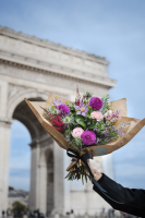 Notre zone d'activité pour ce service Offrir un bouquet de renoncules fraiches pour exprimer ses condoléances