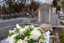 Notre zone d'activité pour ce service Offrir un bouquet de renoncules fraiches pour exprimer ses condoléances